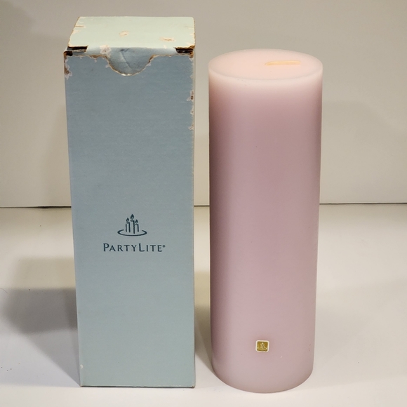 PartyLite Accents Partylite 3x9 Strawberry Rhubarb Scented Pillar